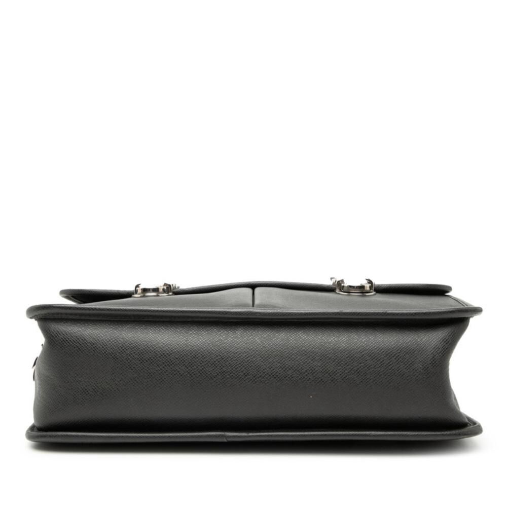 Louis Vuitton Messenger