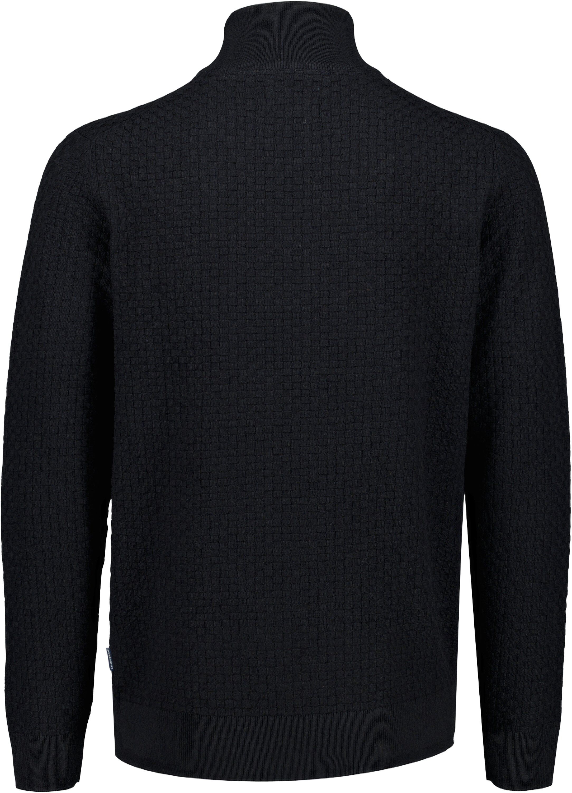 Structure half zip