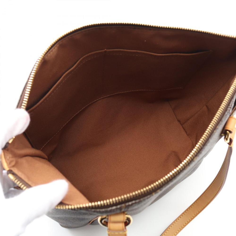 Louis Vuitton Totally