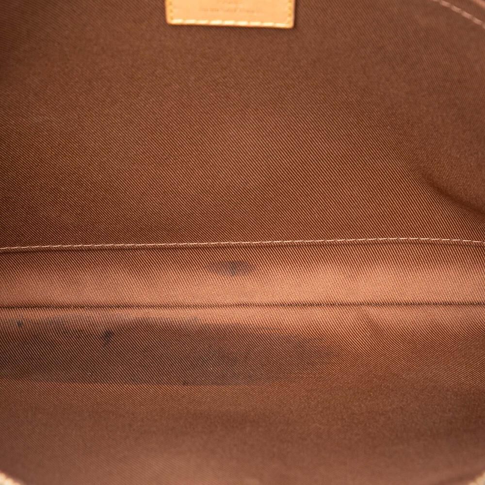 Louis Vuitton Clutch