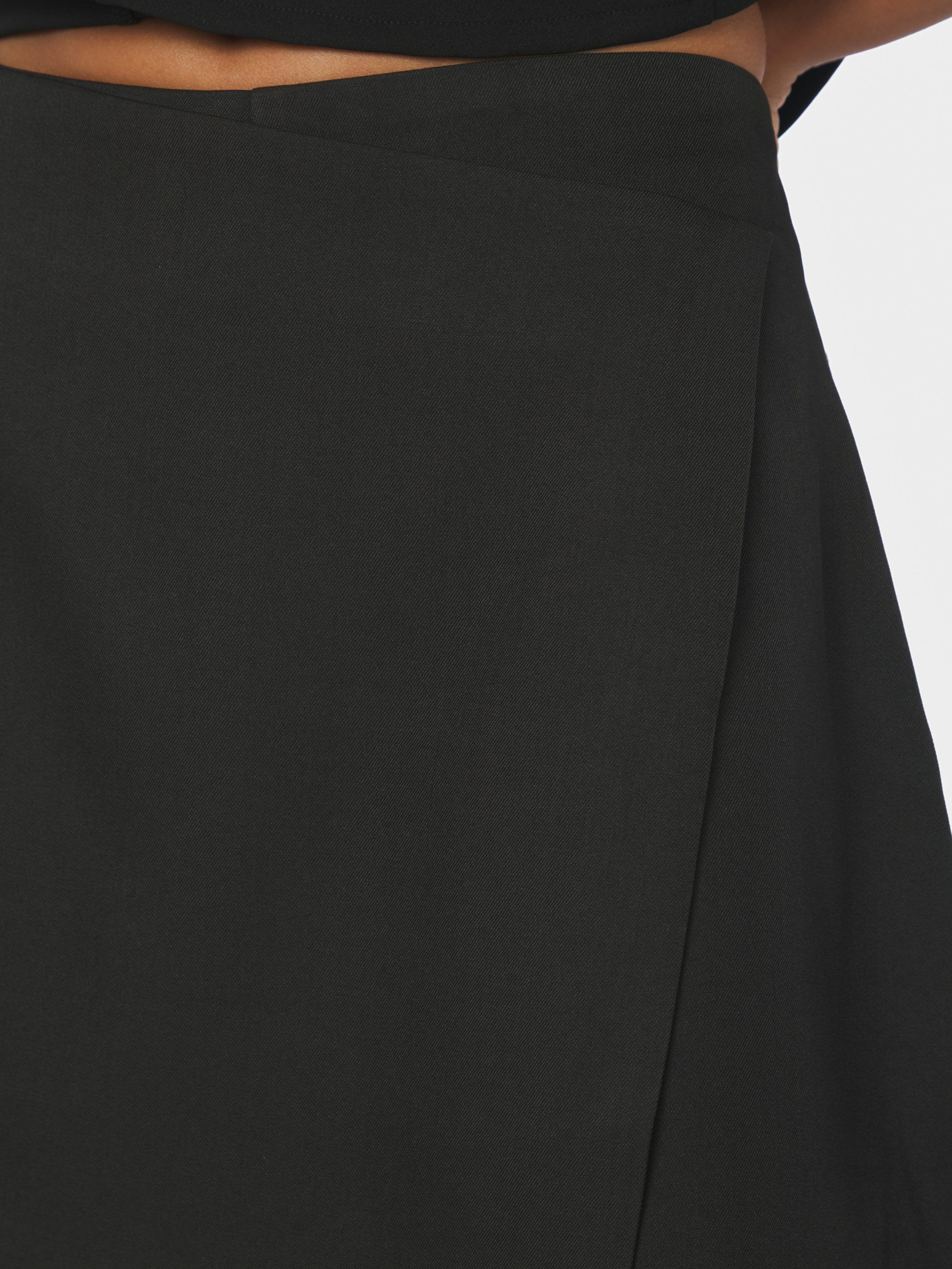 Elayne Stretchy Skorts