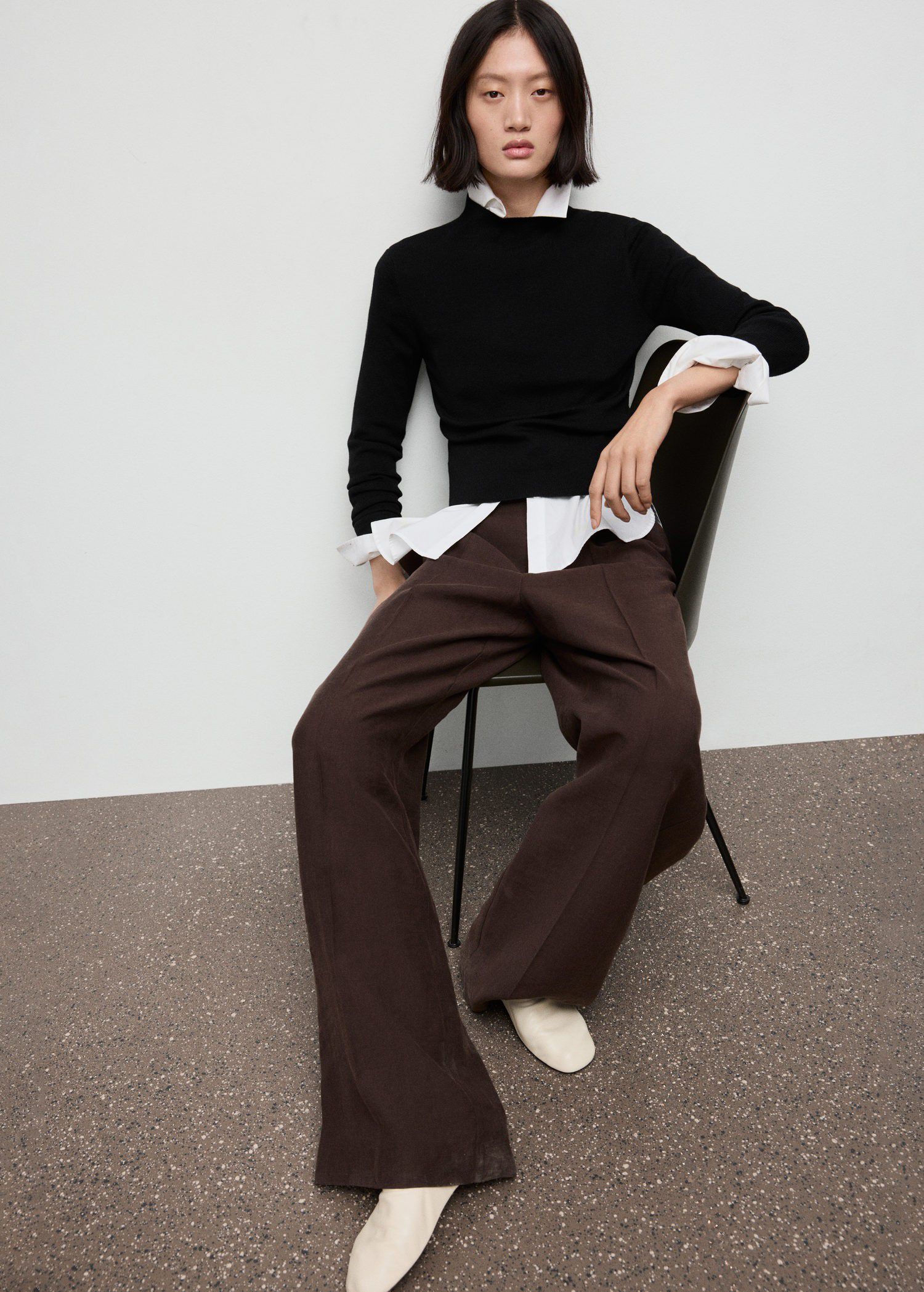 Fitted sweater with perkins neck