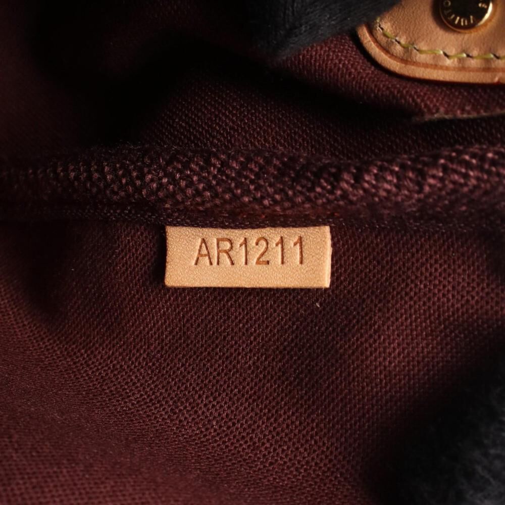 Louis Vuitton Favorite