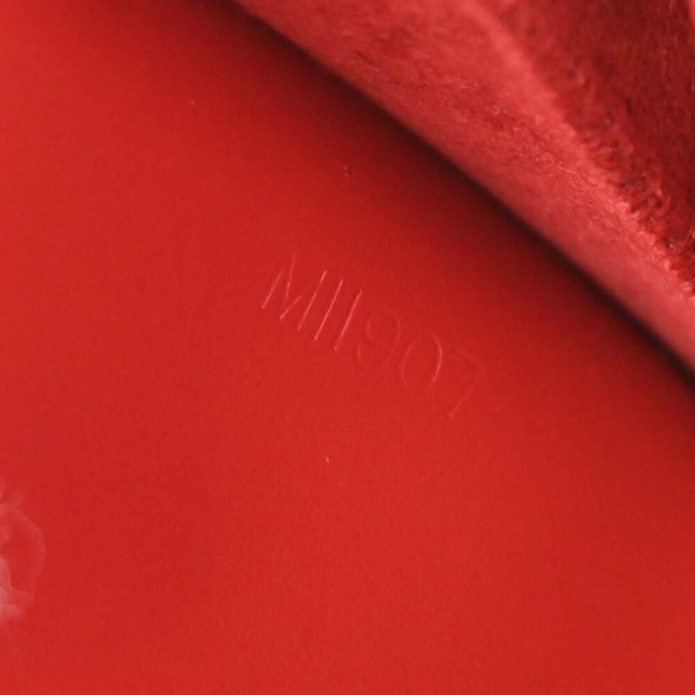 Louis Vuitton Pont Neuf