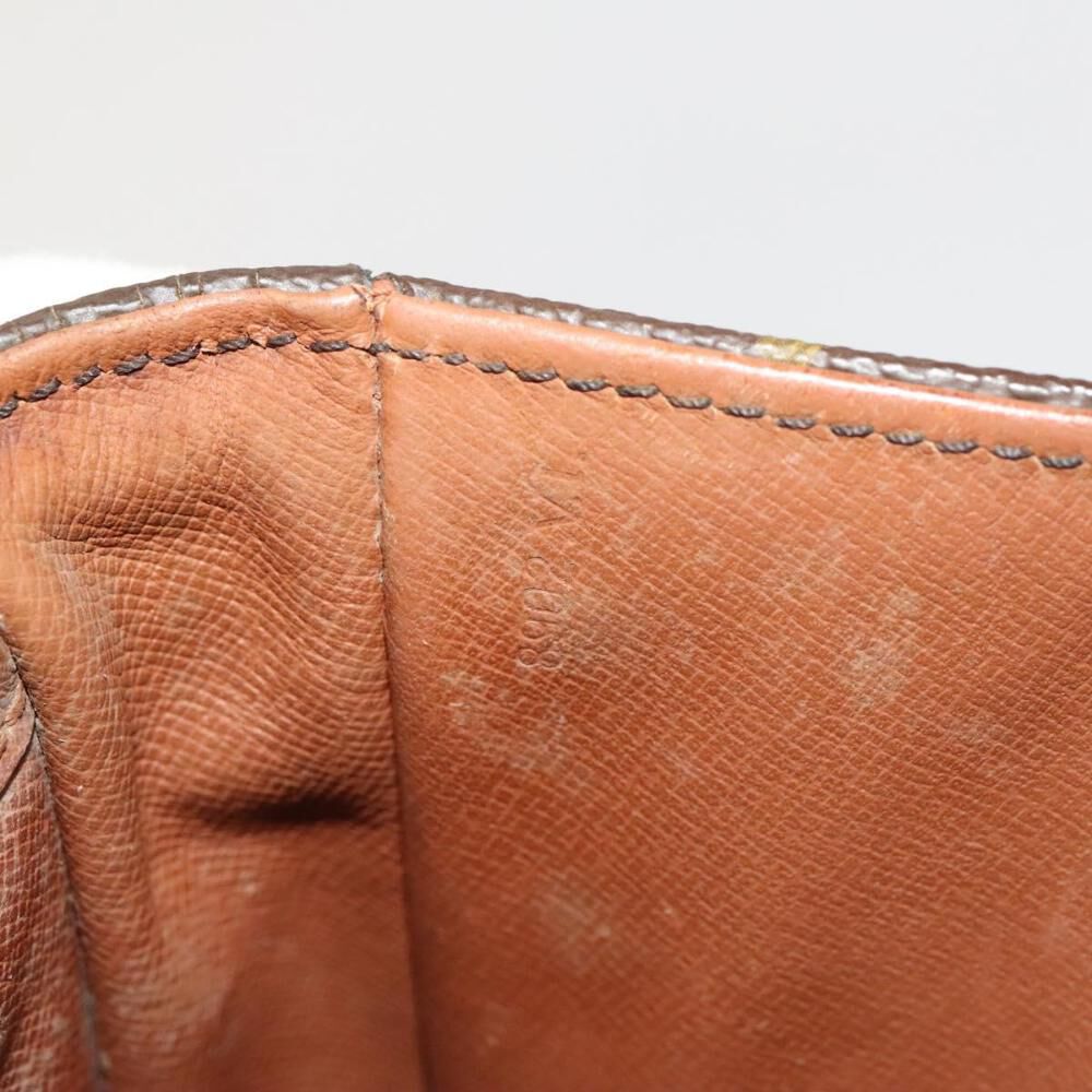 Louis Vuitton Chantilly