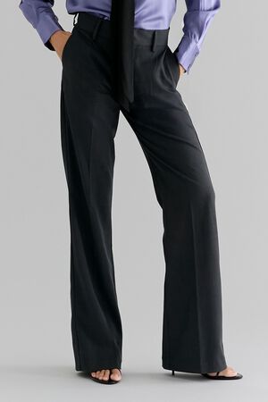 Hanna x MDNC Kostymbyxor