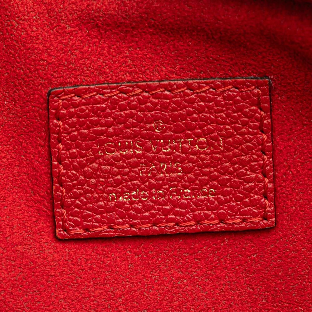 Louis Vuitton Shoulder Bags