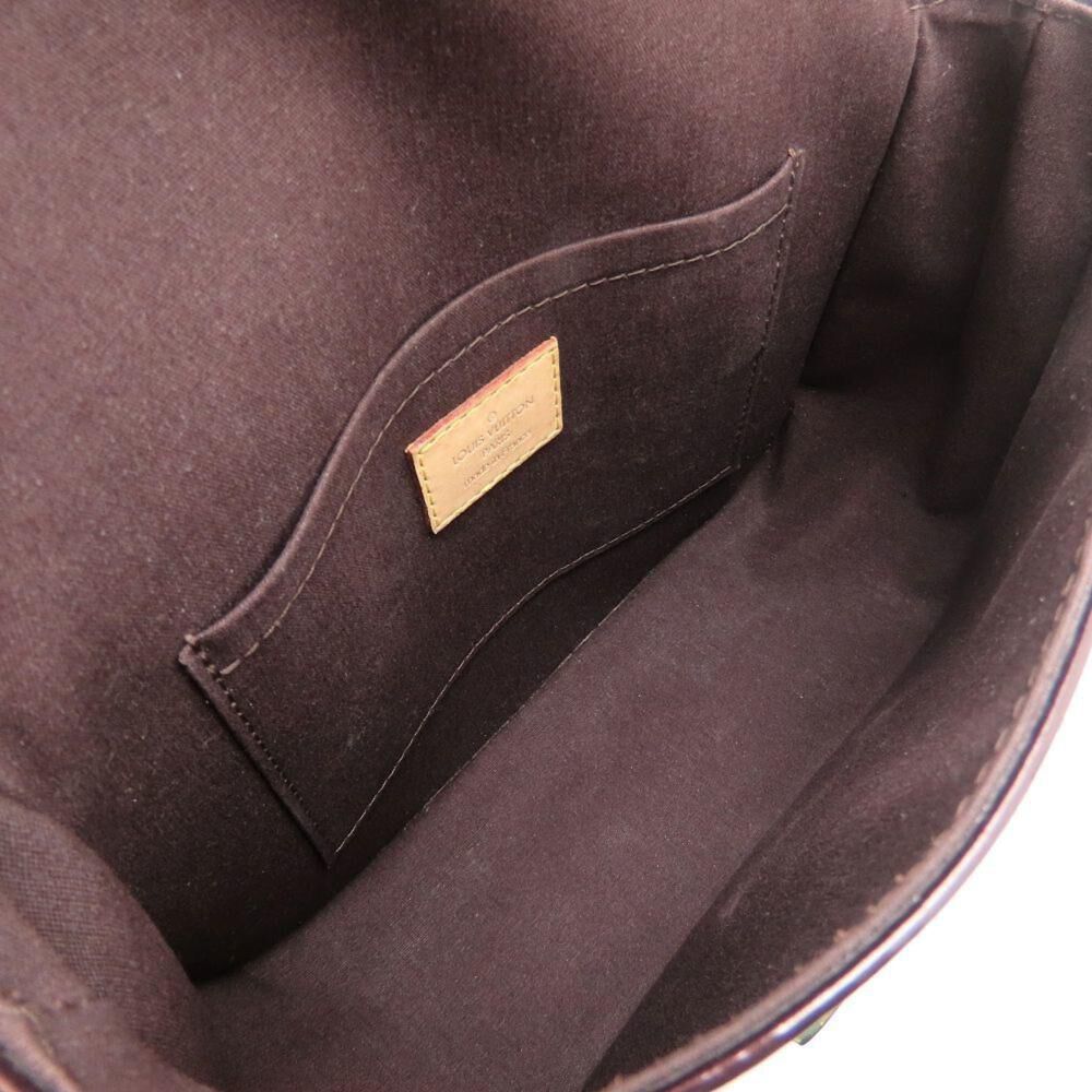 Louis Vuitton Shoulder Bags