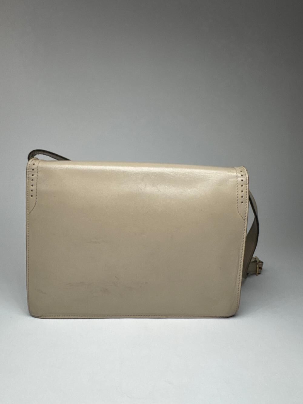 Yves Saint Laurent Shoulder Bag