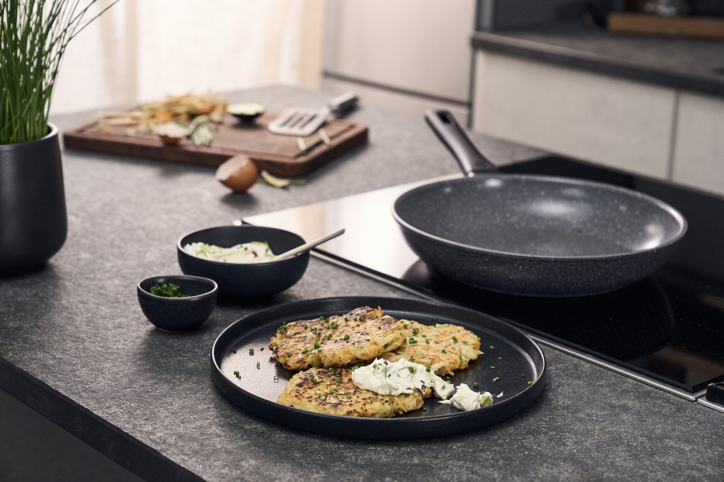 Terreno Plus Ceramic Stekpanna, 24 cm, Aluminum, Titanf&ouml;rst&auml;rkt kerami