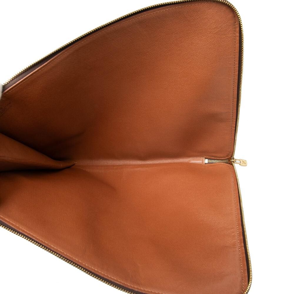 Louis Vuitton Poche Documents