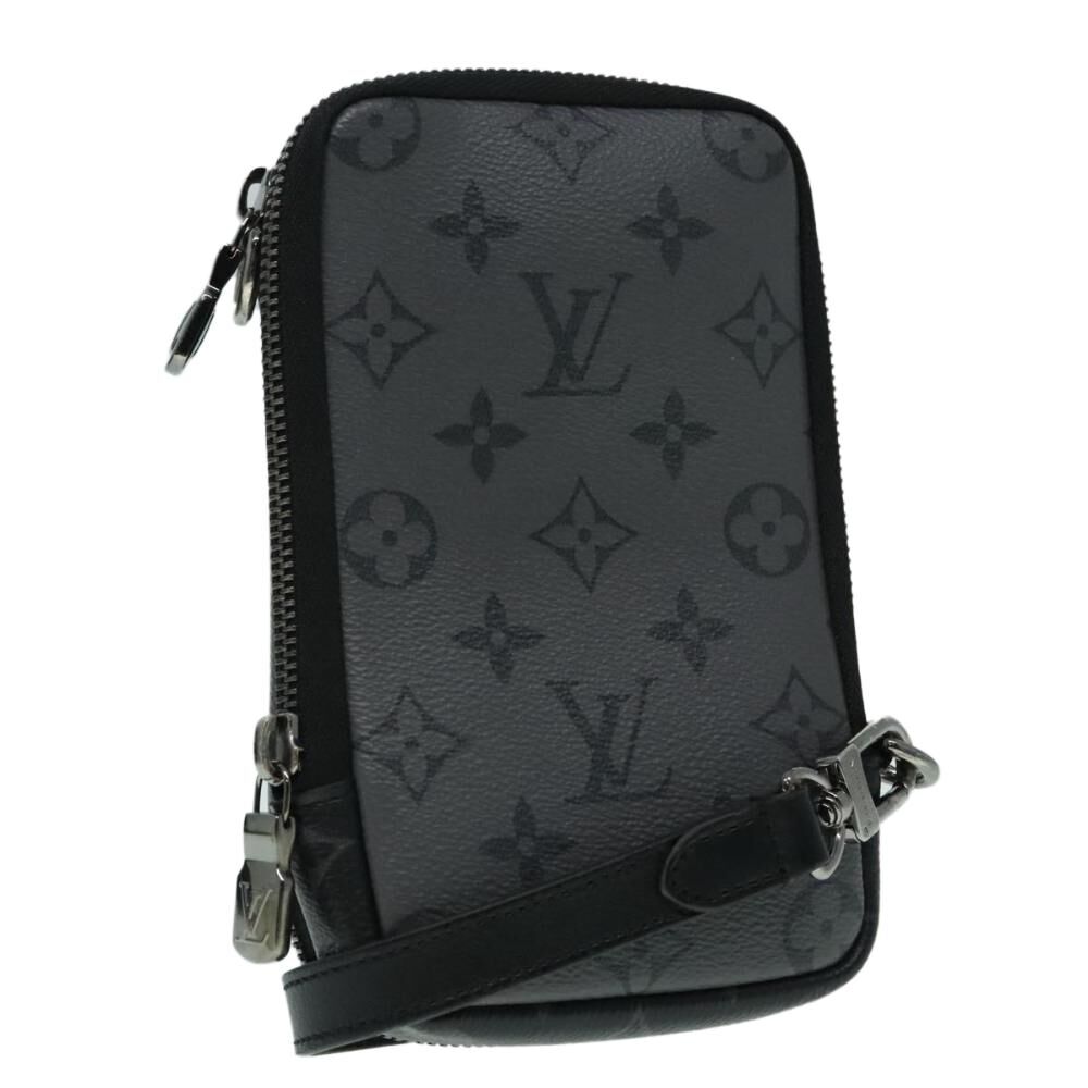Louis Vuitton Shoulder Bags