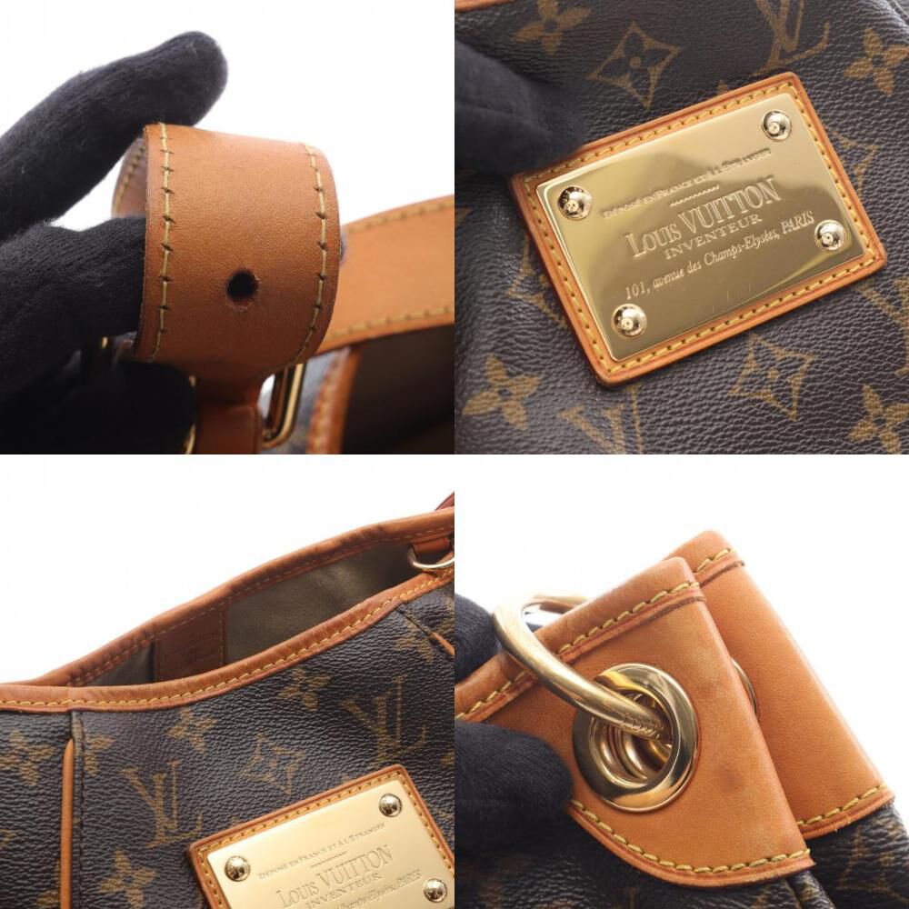 Louis Vuitton Shoulder Bags