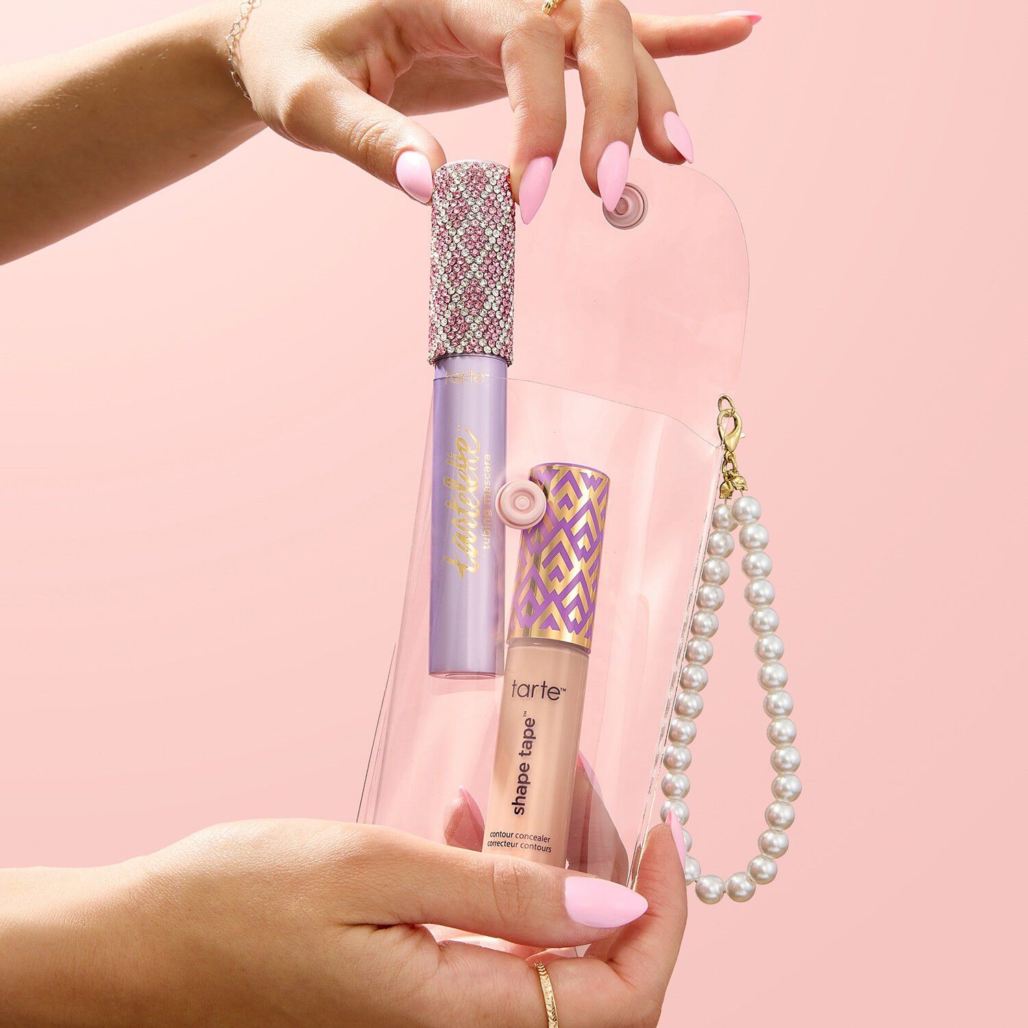 SPOTTED: The Icons Best-Sellers Set - Sminkset