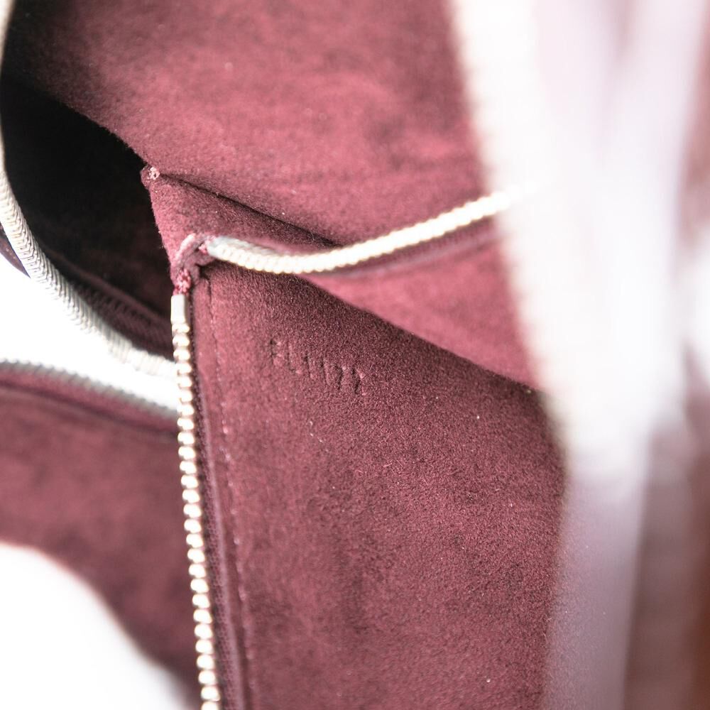 Louis Vuitton Pont Neuf