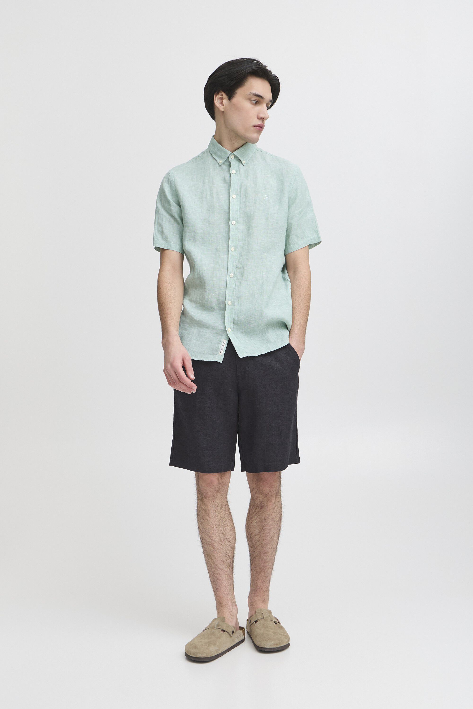 CFPANDRUP 100% LINEN SHORTS