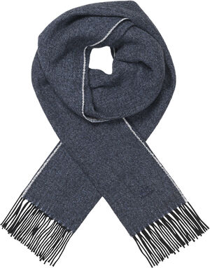 Scarf James
