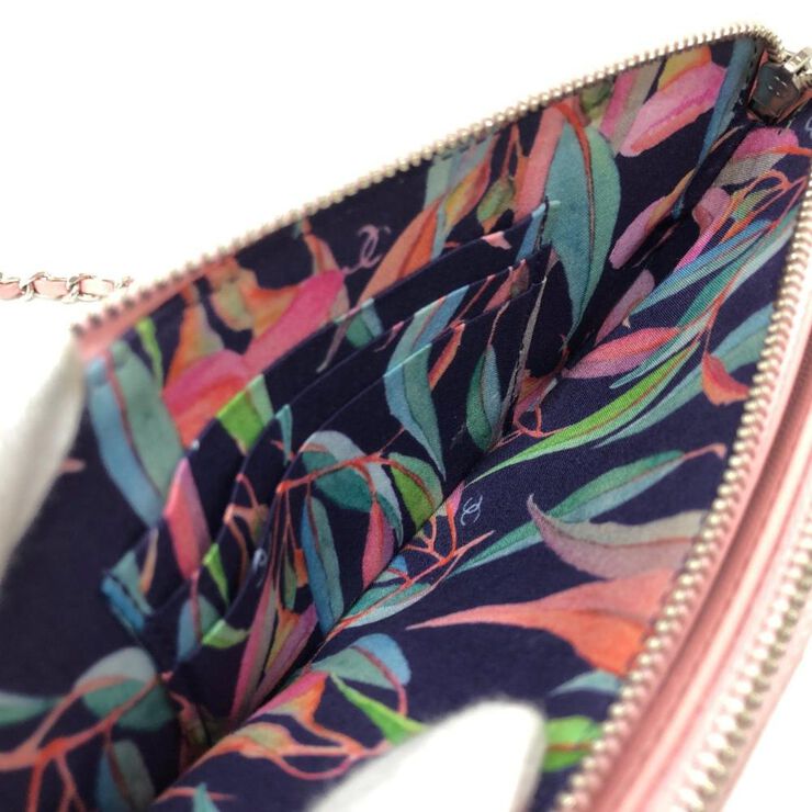 Chanel Wallet On Chain