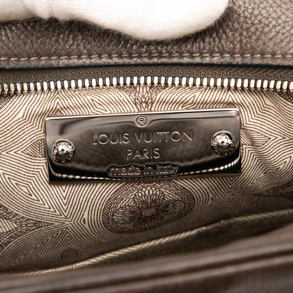 Louis Vuitton Shoulder Bags