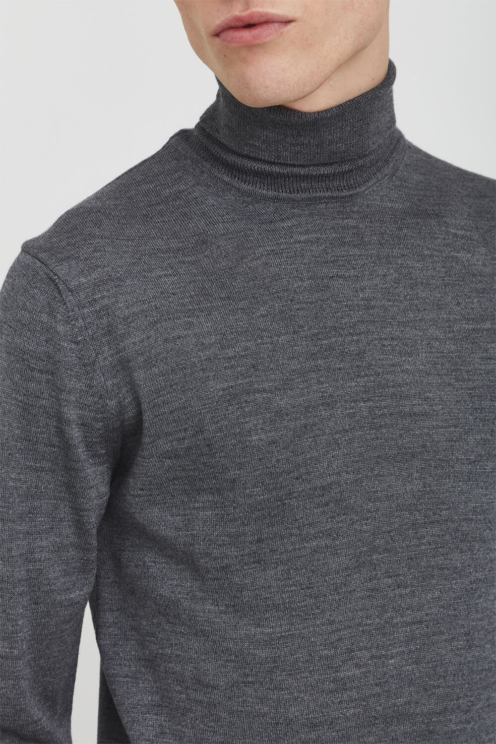 CFKONRAD Merino Roll Neck Knit