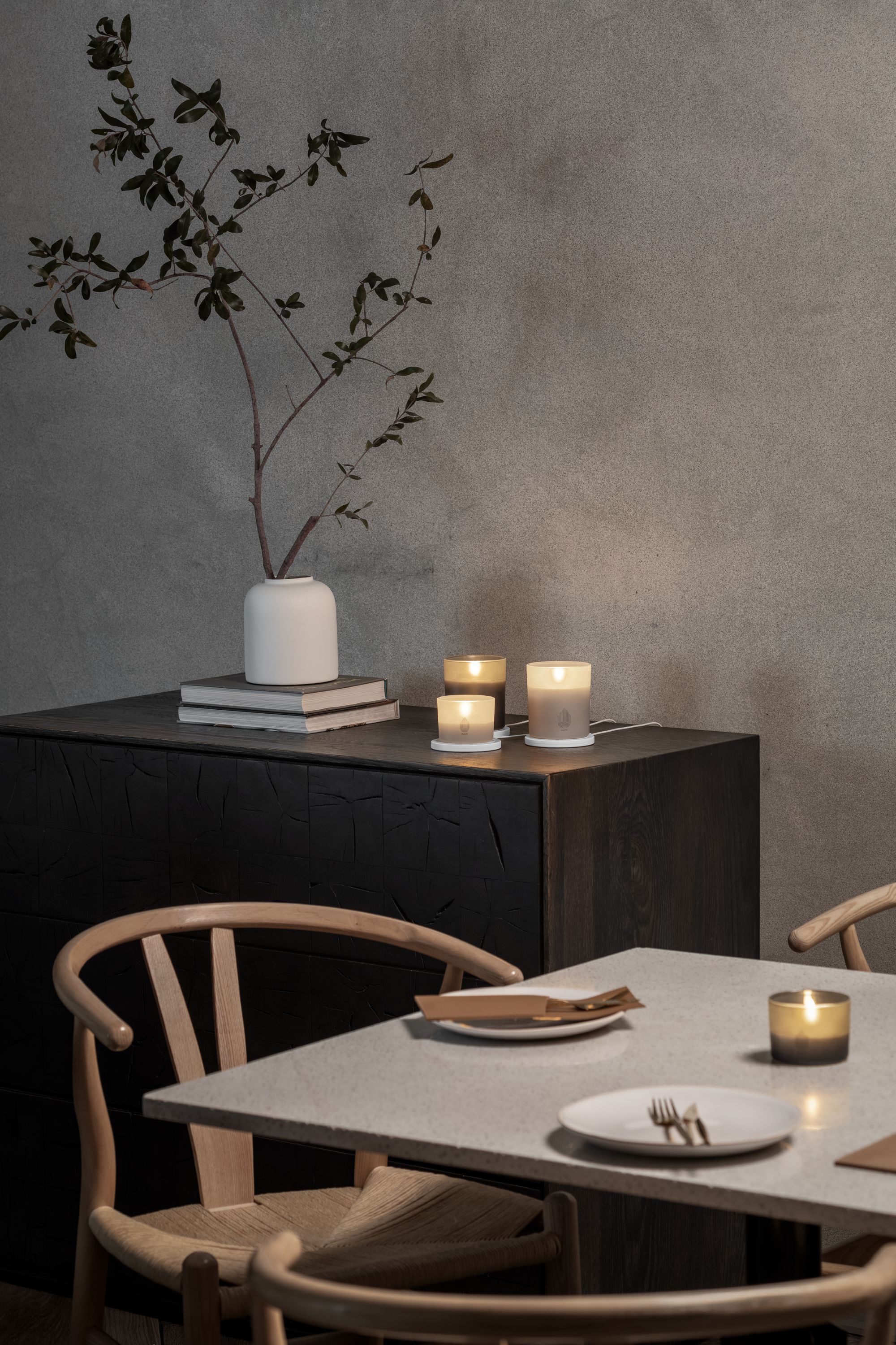 LED rechargeable glass candle, Vanilla, 9,2x10,2 cm