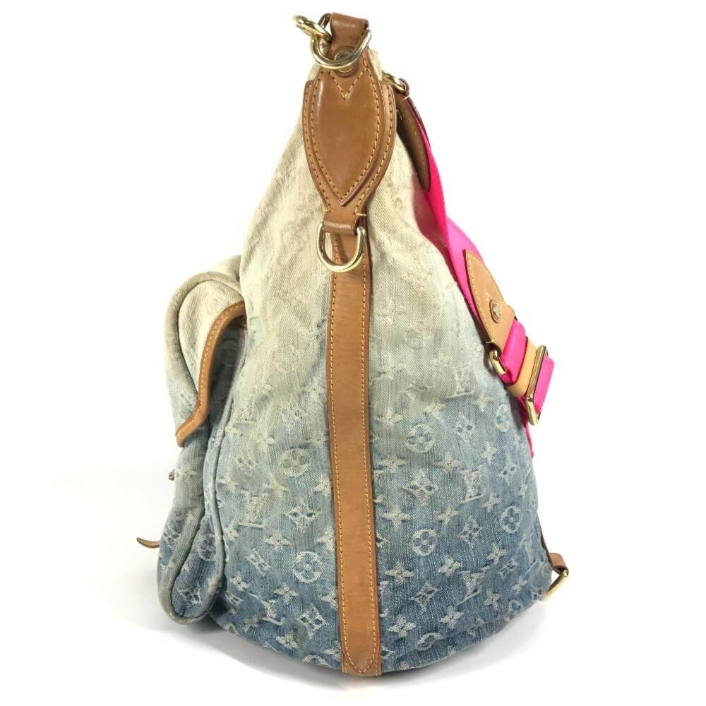 Louis Vuitton Shoulder Bags