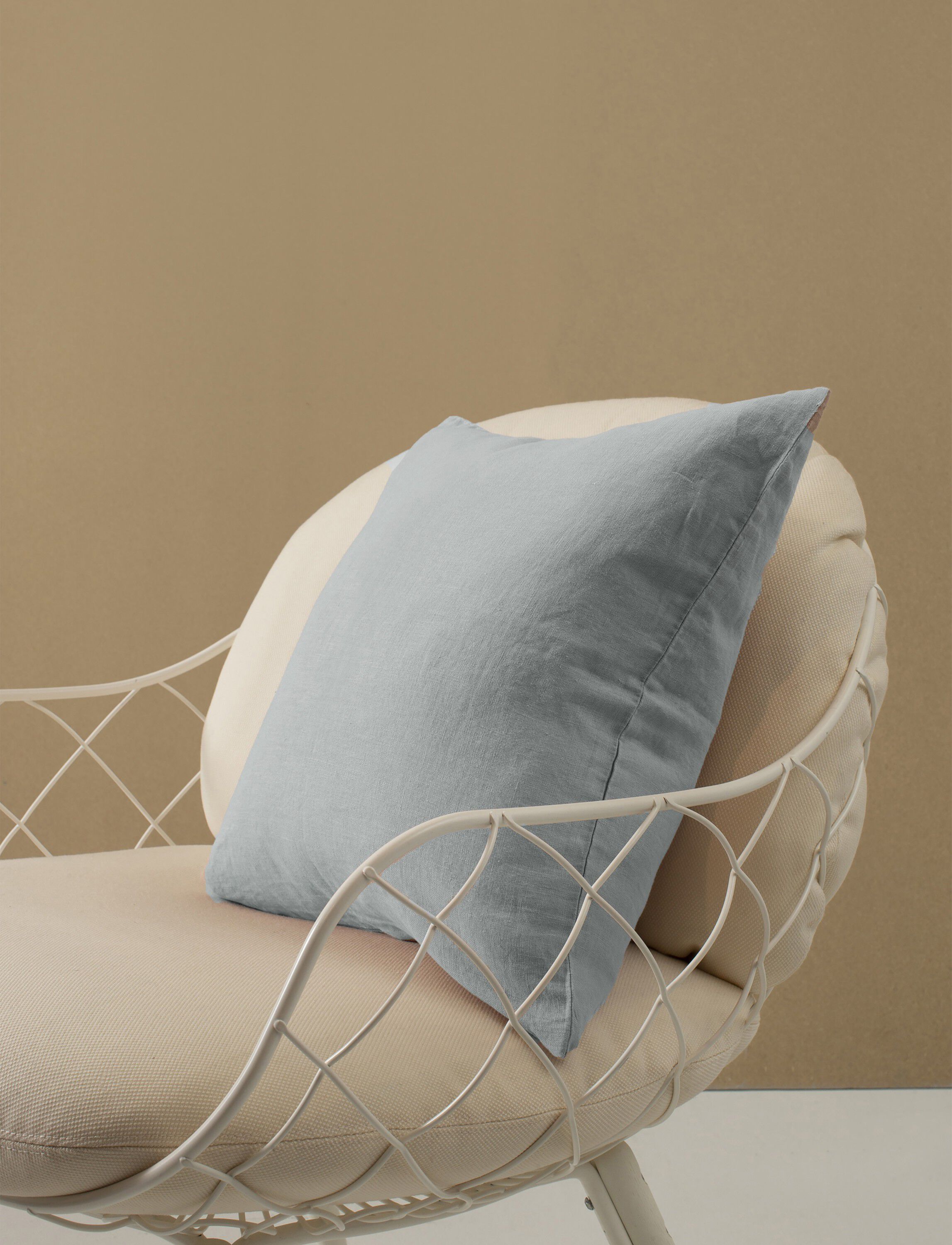 Sunshine Cushion with zip