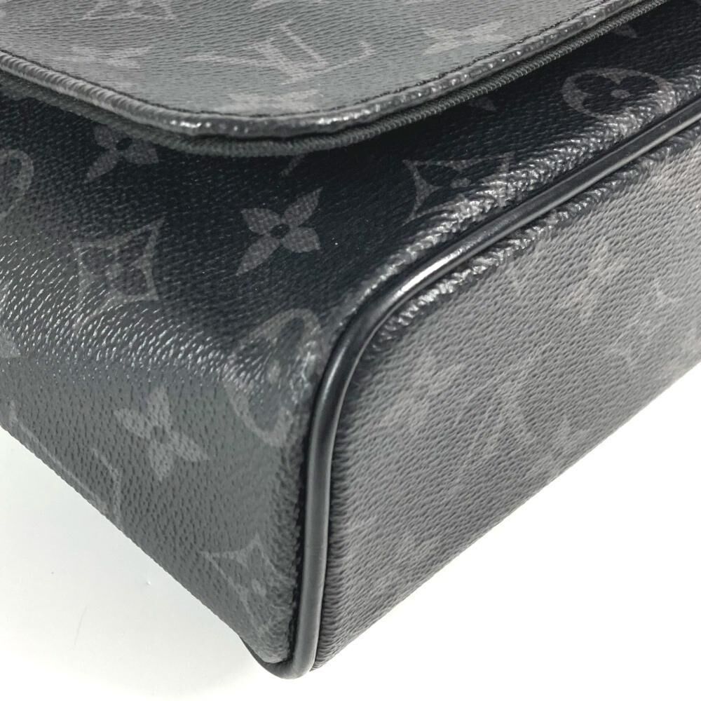 Louis Vuitton District