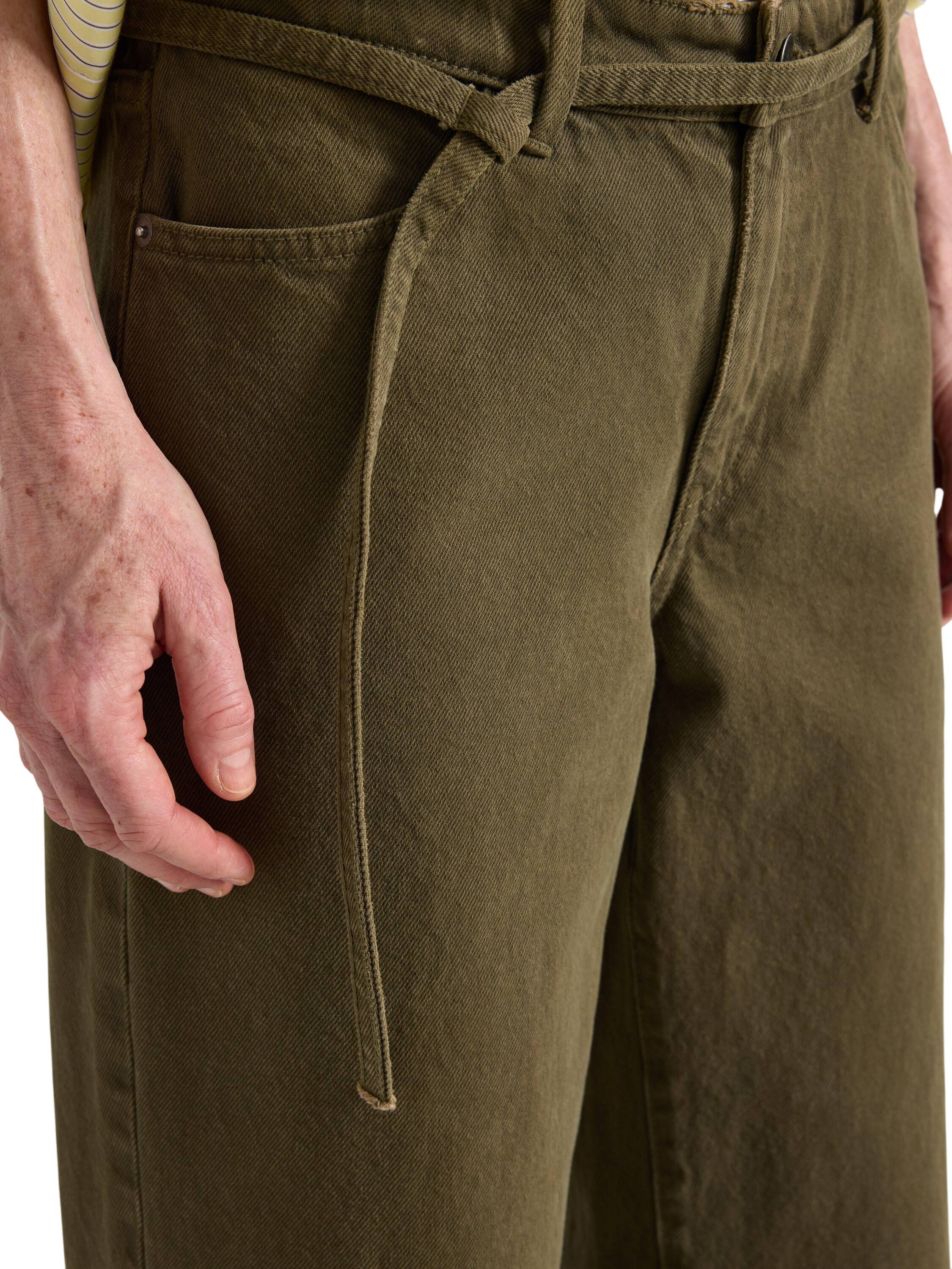 Byxor i twill med vid passform, nor