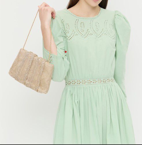 SERENA GATHERED CLUTCH