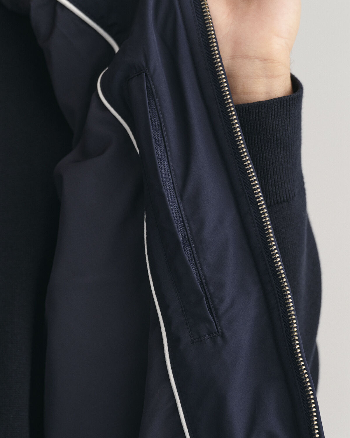 QUILTED WINDCHEATER VEST