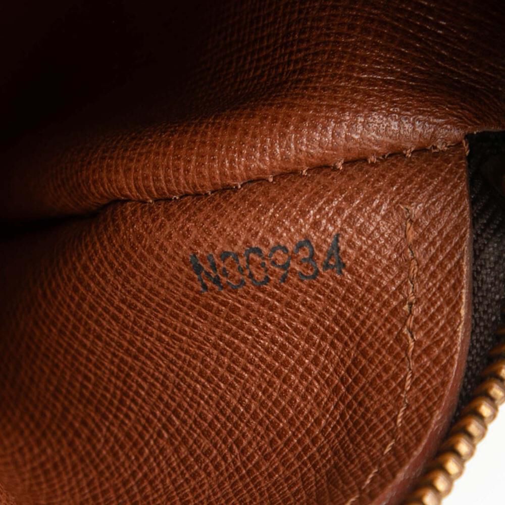 Louis Vuitton Papillon