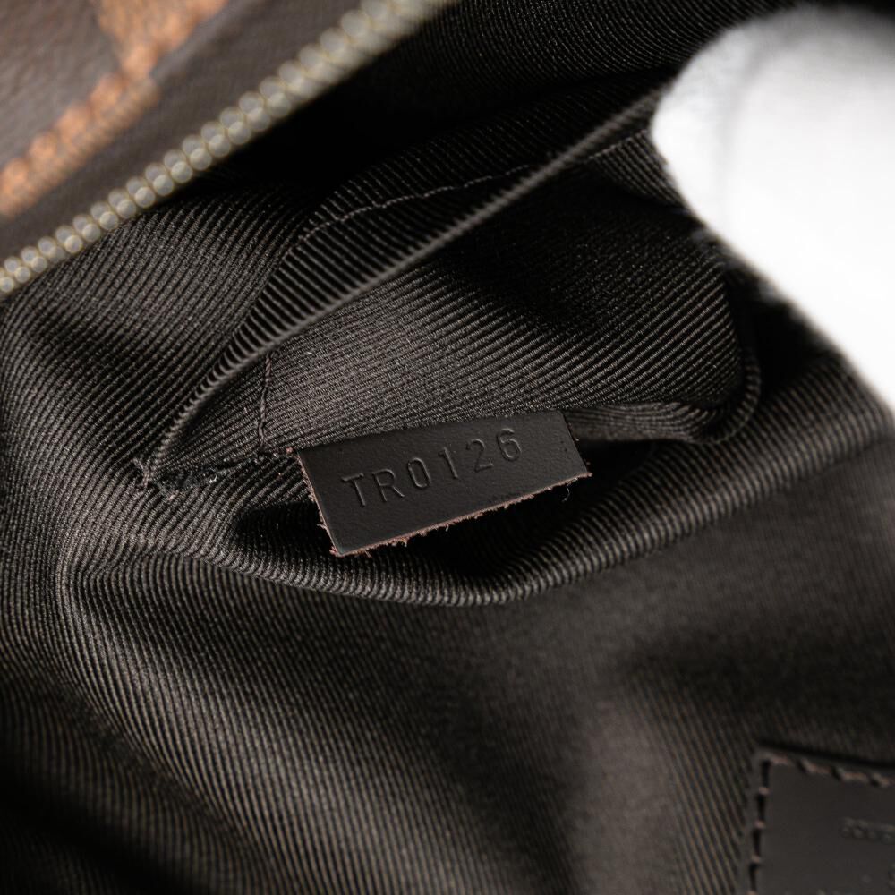 Louis Vuitton Shoulder Bags