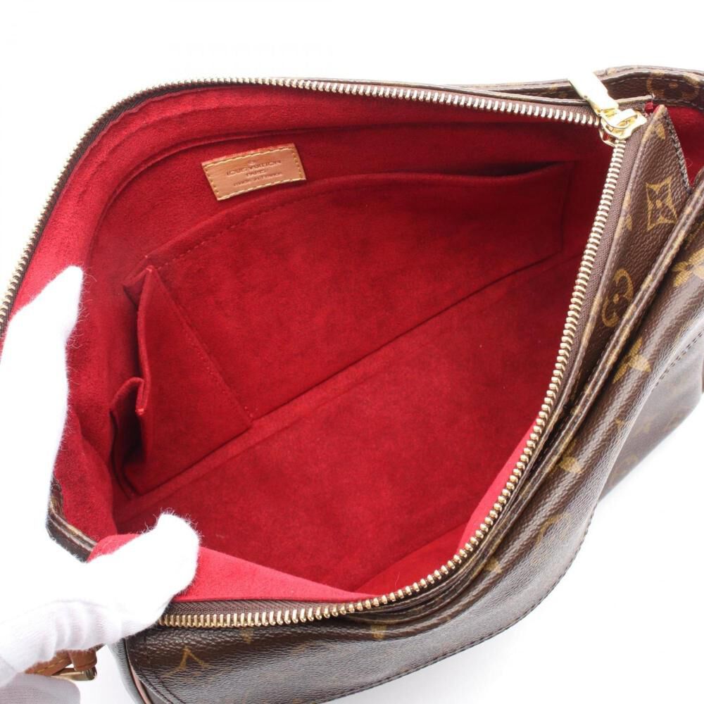 Louis Vuitton Shoulder Bags