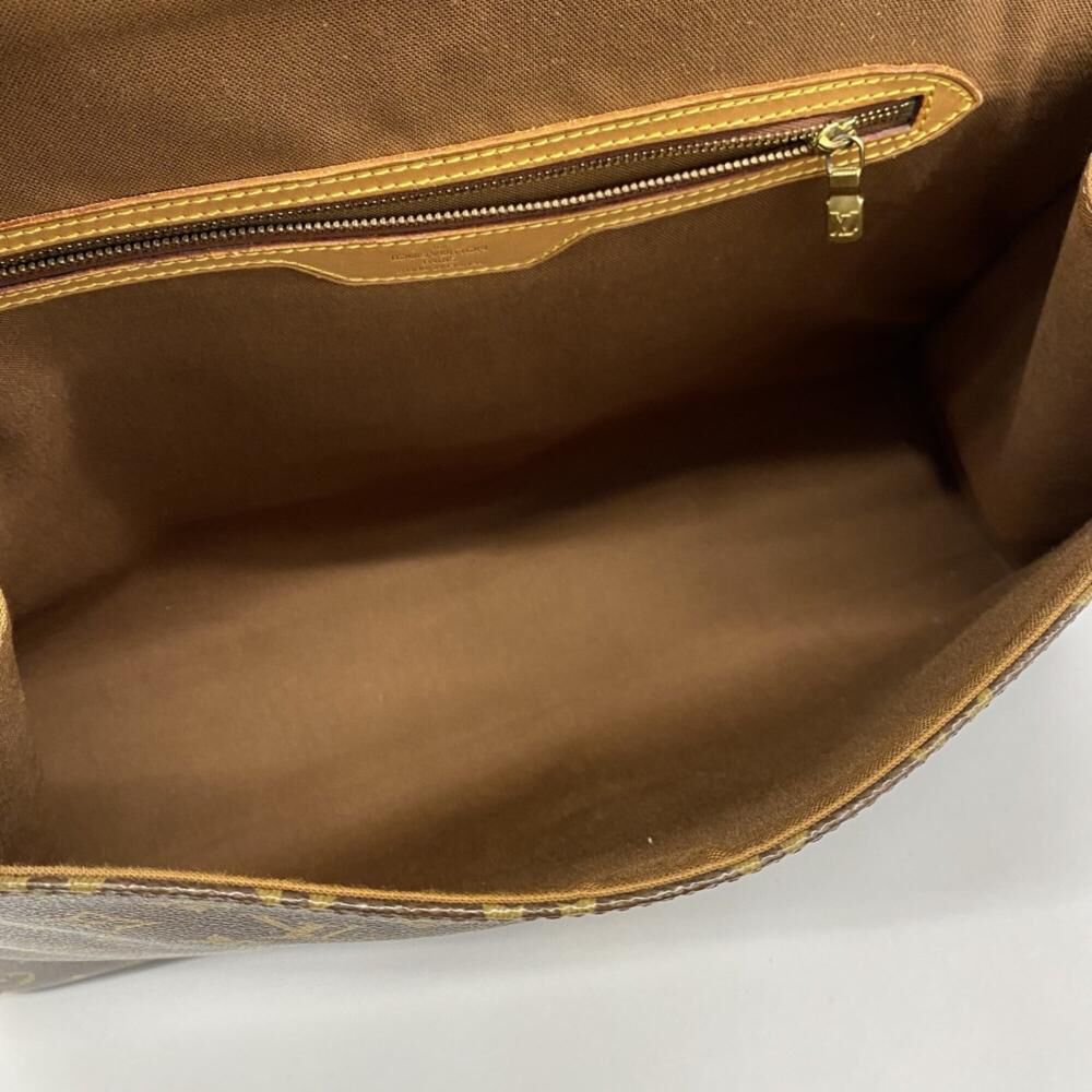 Louis Vuitton Beverly