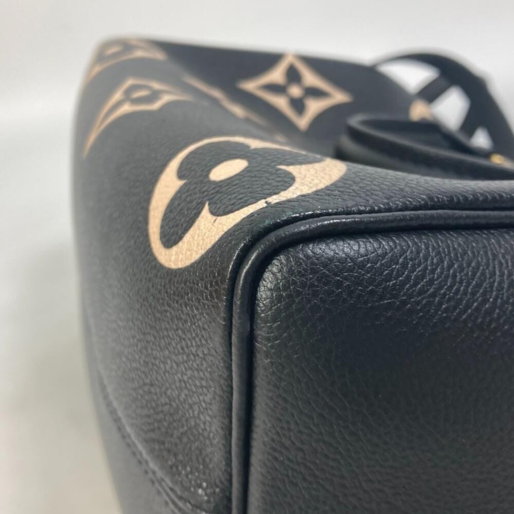 Louis Vuitton Speedy