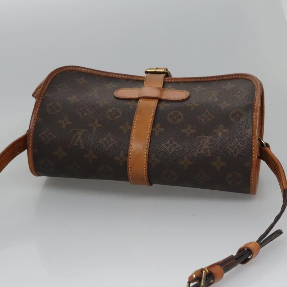 Louis Vuitton Shoulder Bags