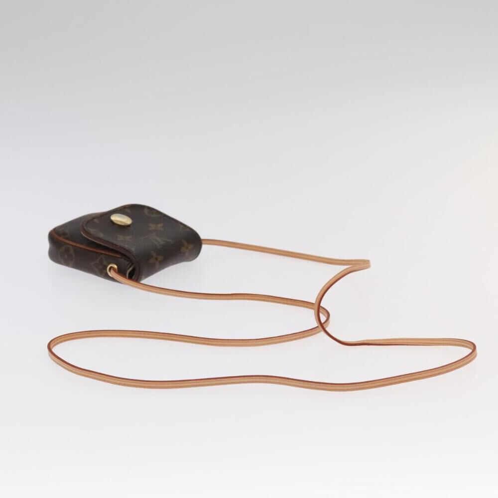 Louis Vuitton Shoulder Bags