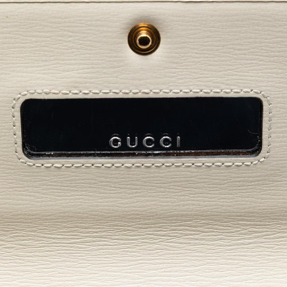 Gucci Wallet On Chain