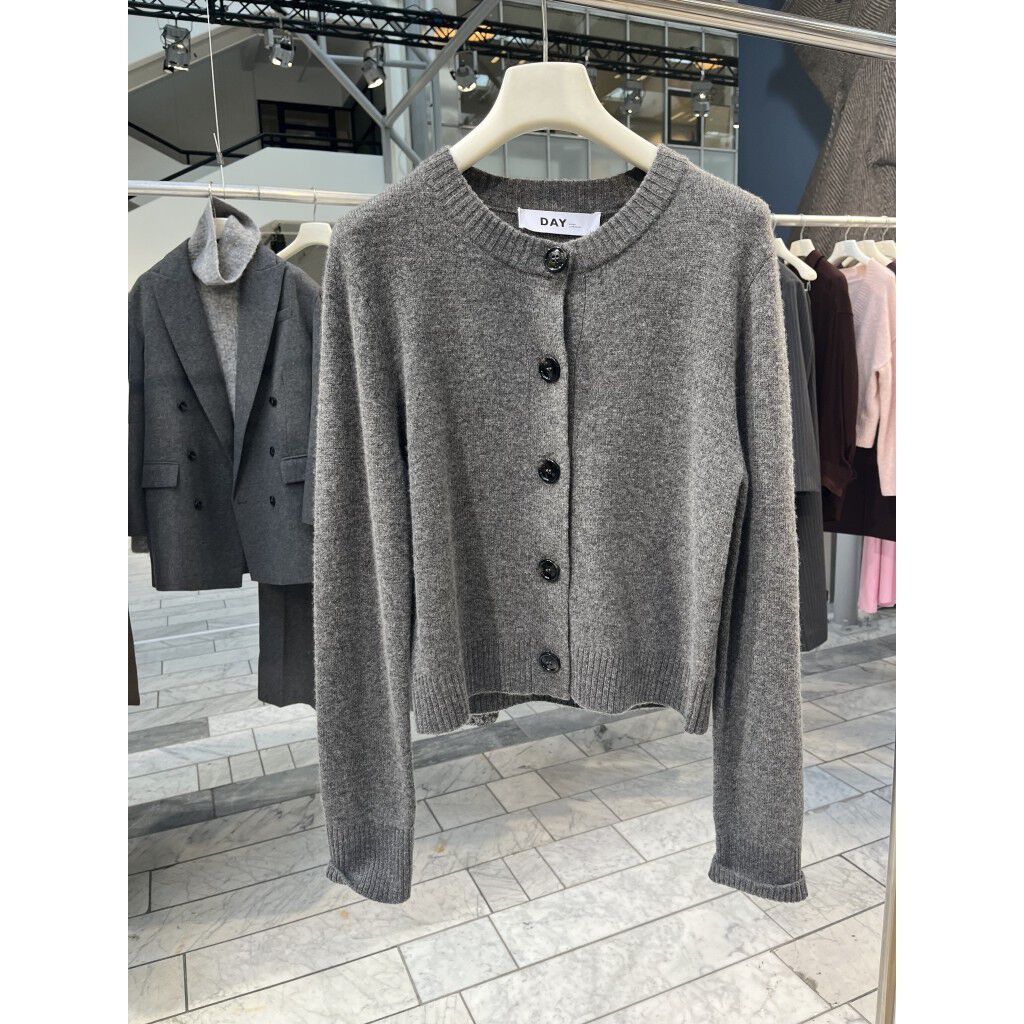Riot - Medium Soft Wool