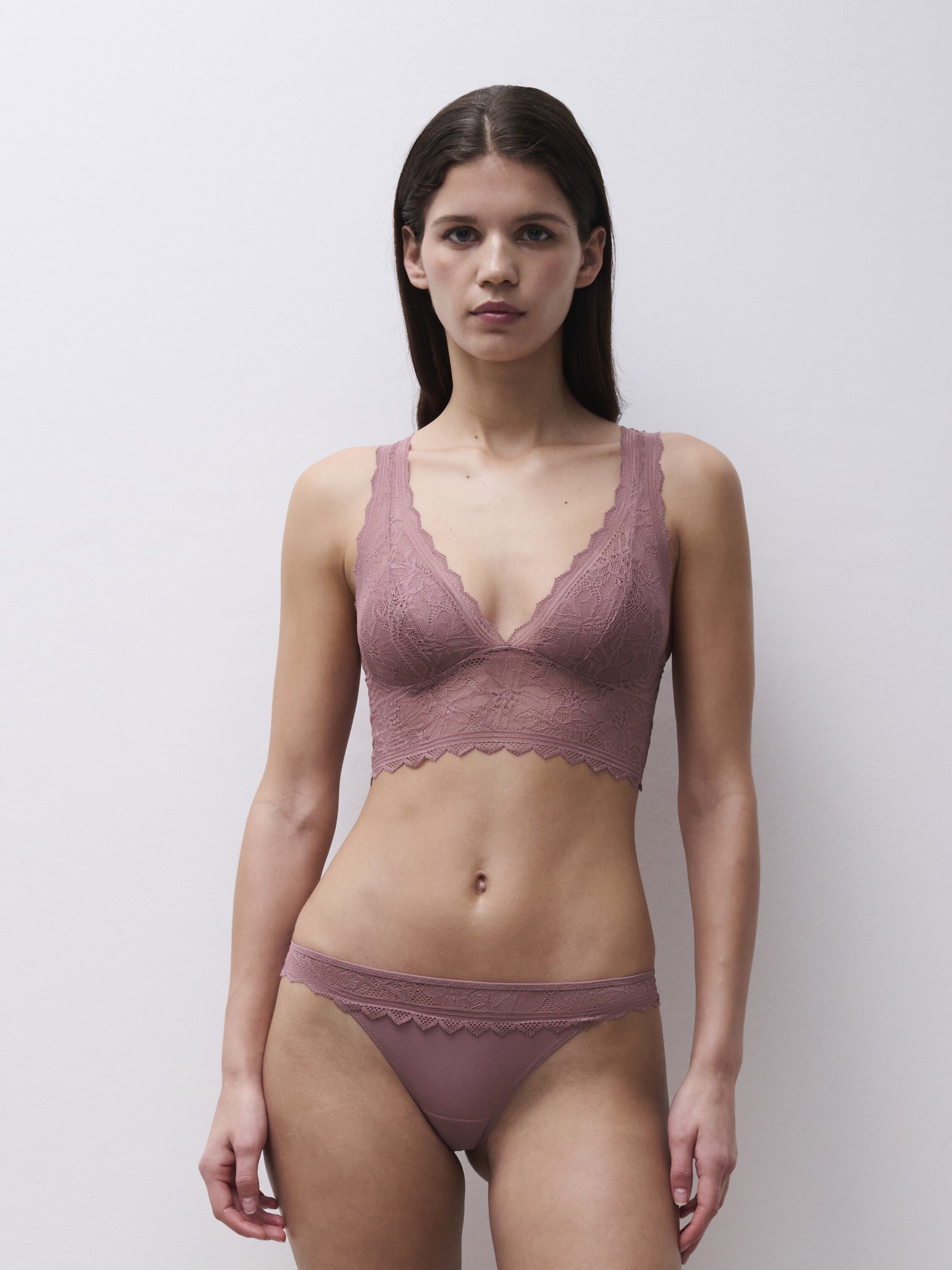 Floral Touch Wirefree triangle foam bra