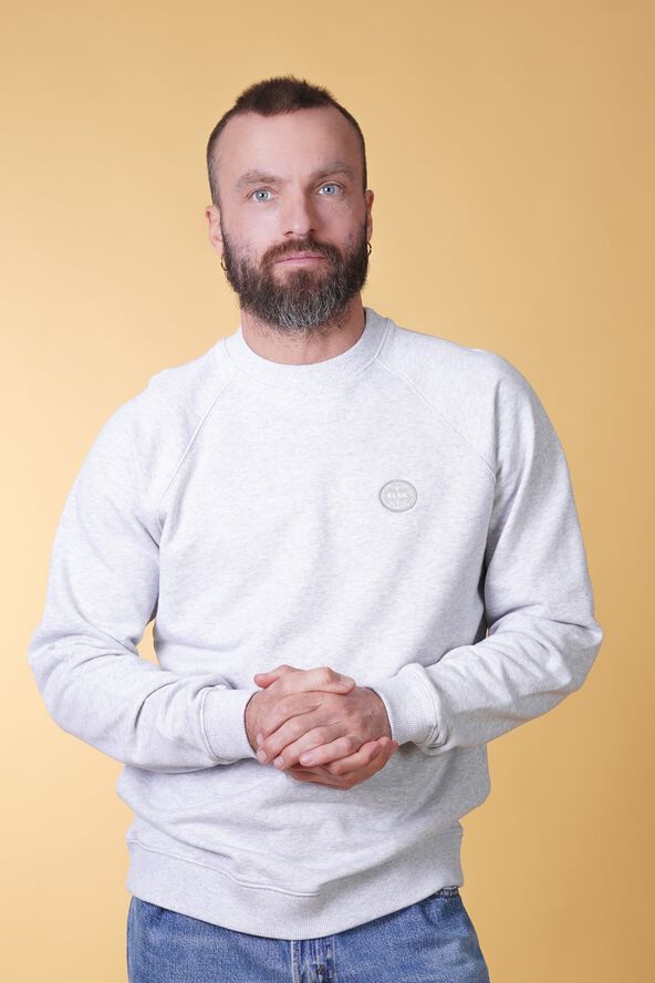GLOBE MEN'S RAGLAN CREWNECK