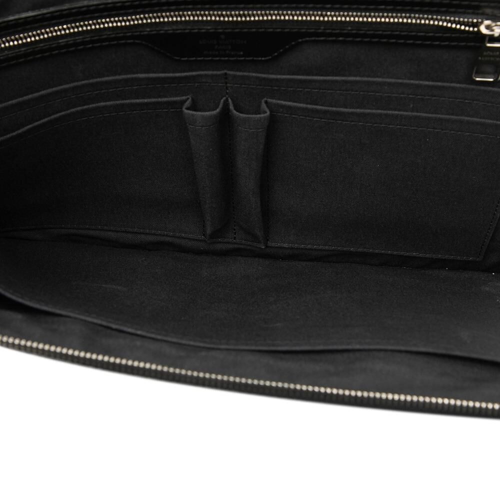 Louis Vuitton Poche Documents