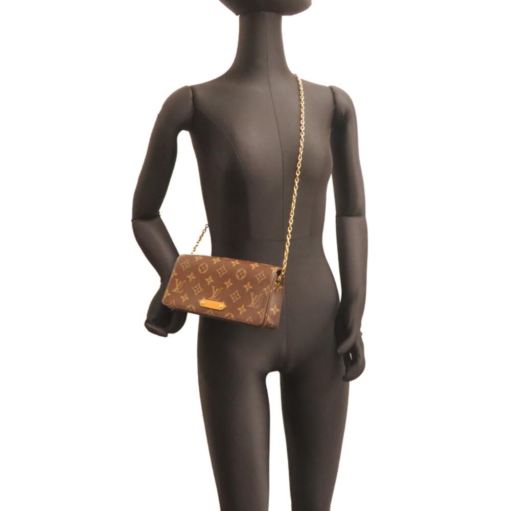 Louis Vuitton Shoulder Bags