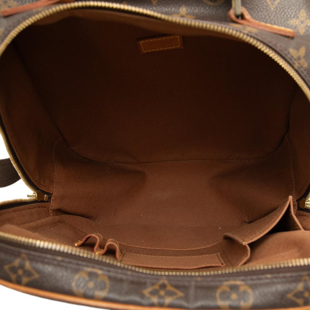 Louis Vuitton Packall