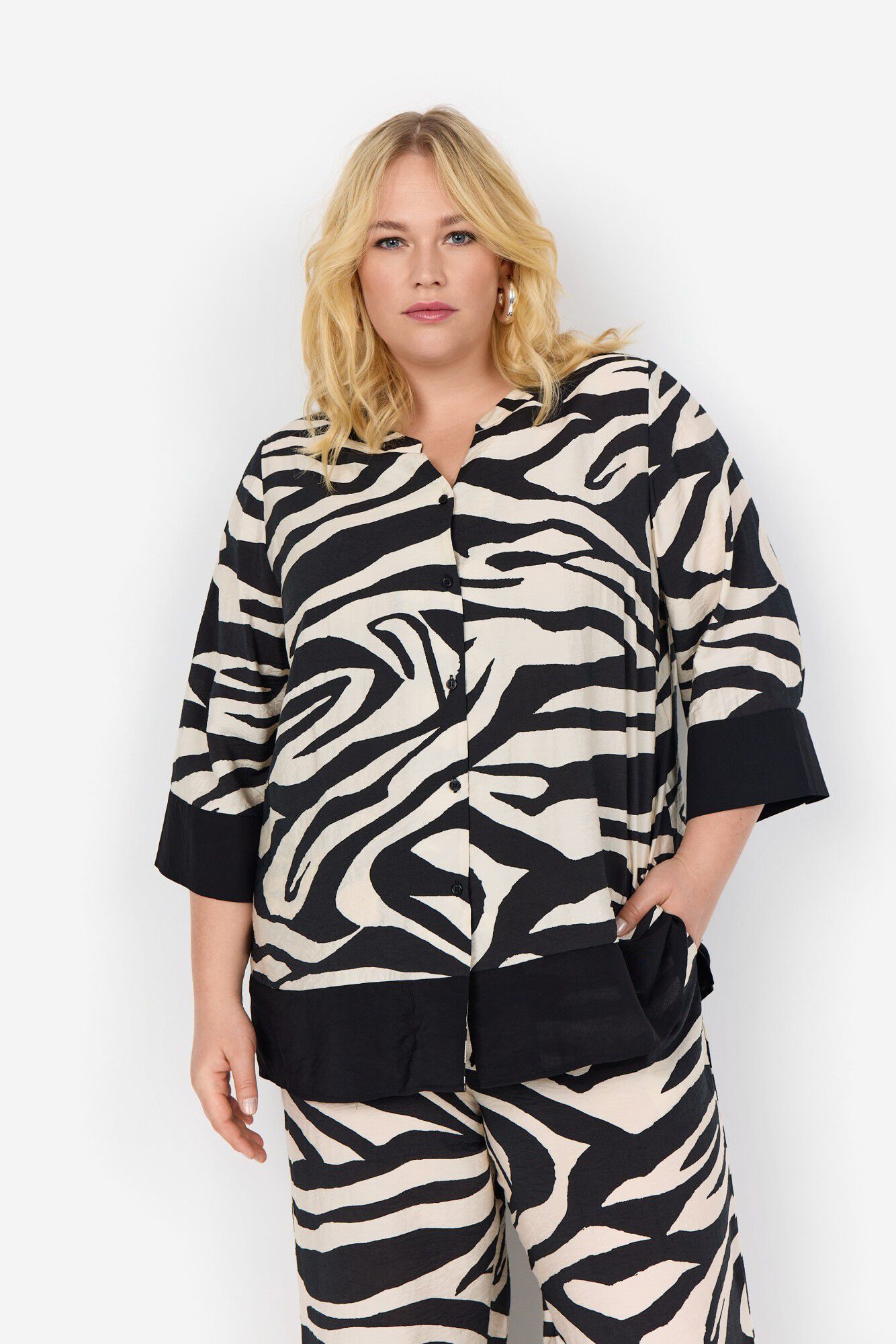 Curvy WA-LUANA 2 Skjorte Sort