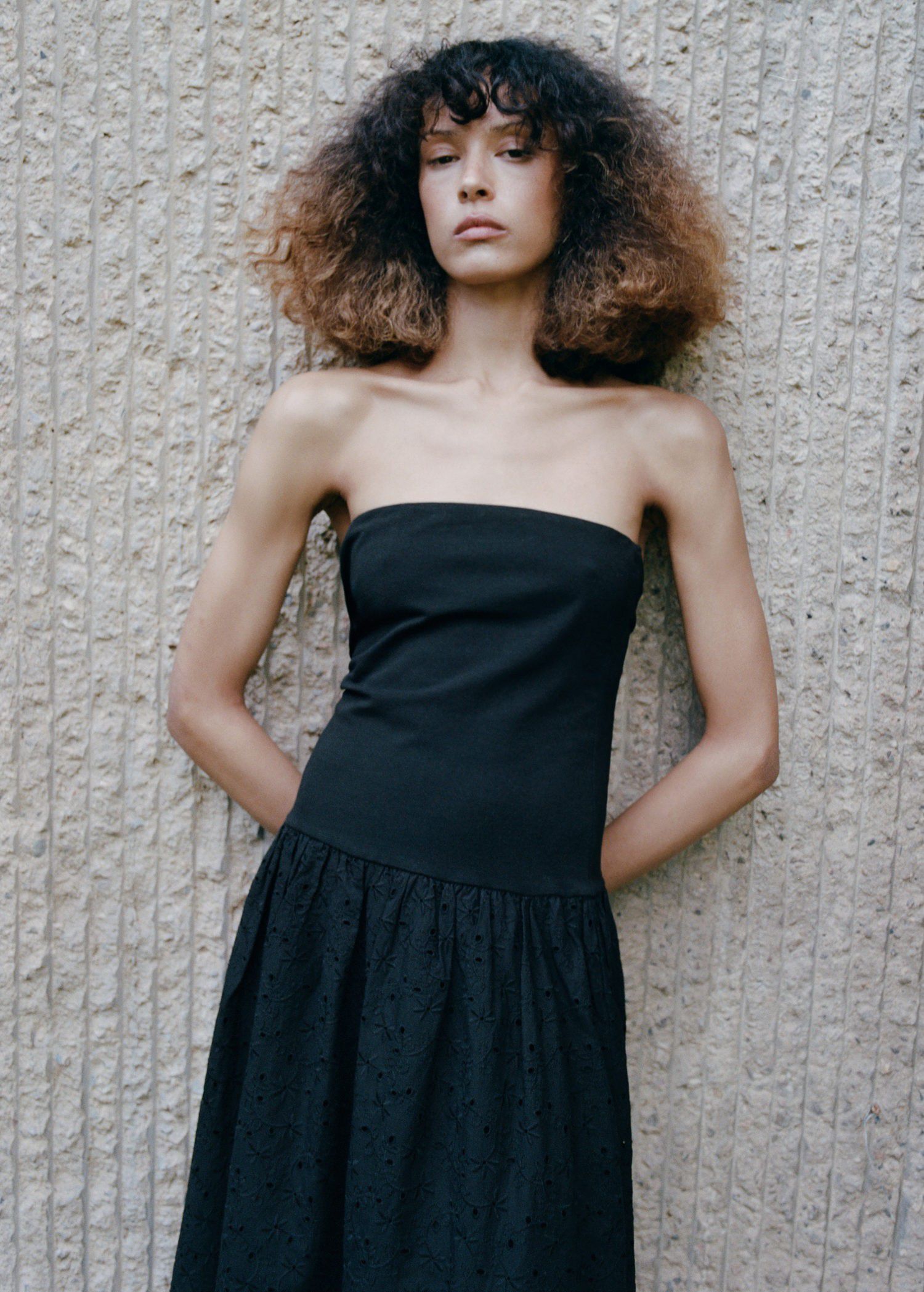 Strapless dress with broderie angla