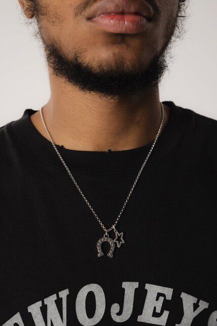Horseshoe Necklace