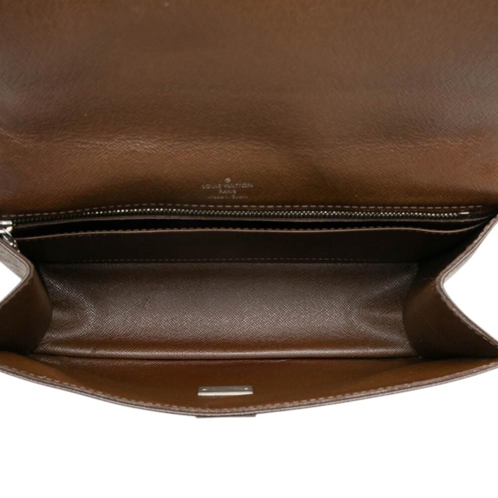 Louis Vuitton Clutch