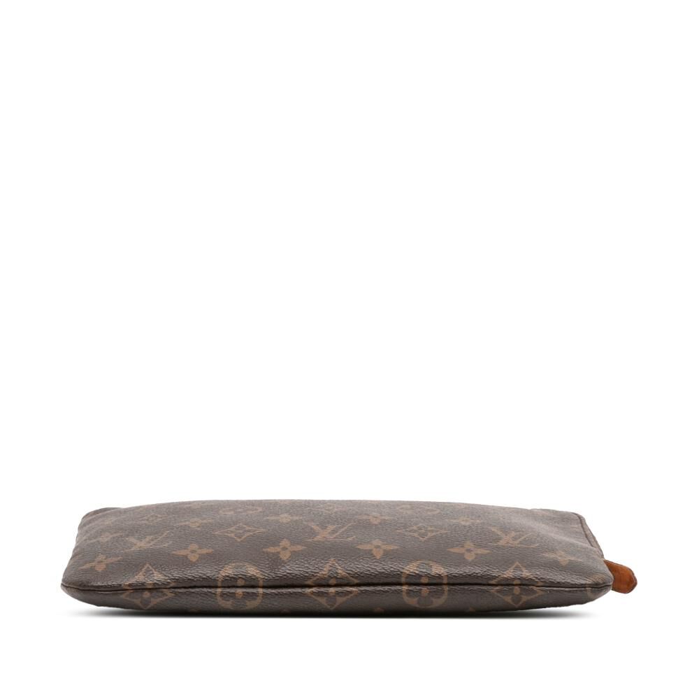 Louis Vuitton Clutch